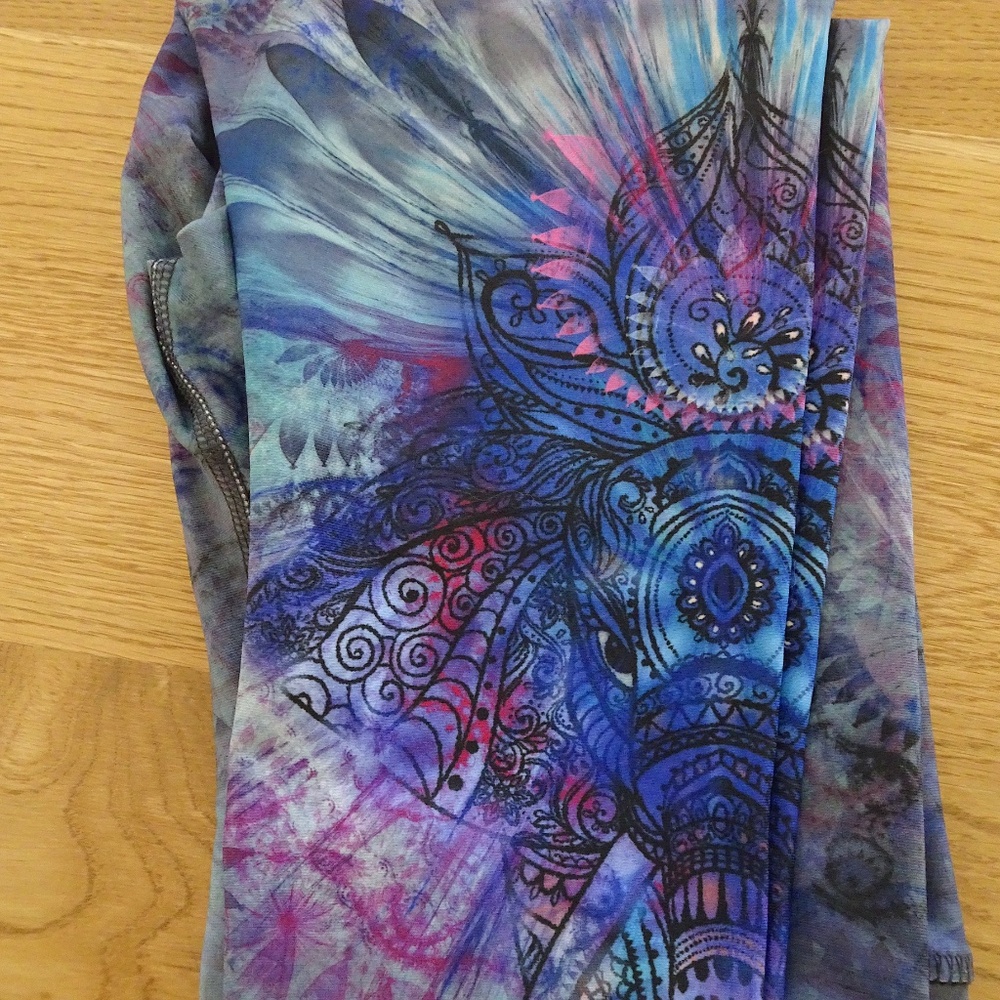 NWT Women's Evolution & Creation Athletic High-Waist Colorful Yoga Leggings - S - Picture 5 of 6